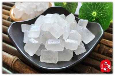 單晶冰糖、小塊冰糖與白冰糖 傳統(tǒng)食糖與現(xiàn)代需求的完美融合